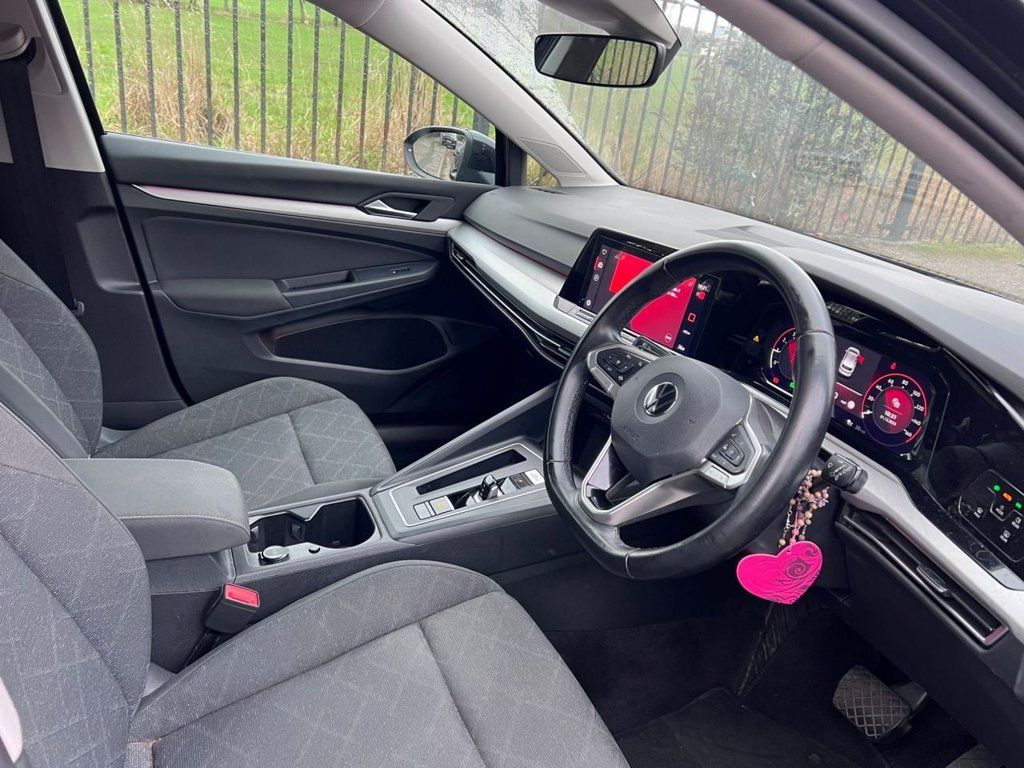 Used Volkswagen Golf 2020 for sale - 77080536: Photo 2