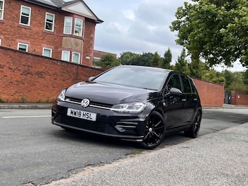 Used Volkswagen Golf 2018 for sale - 75411425: Photo