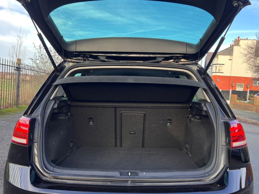 Used Volkswagen Golf 2019 for sale - 76867419: Photo 14