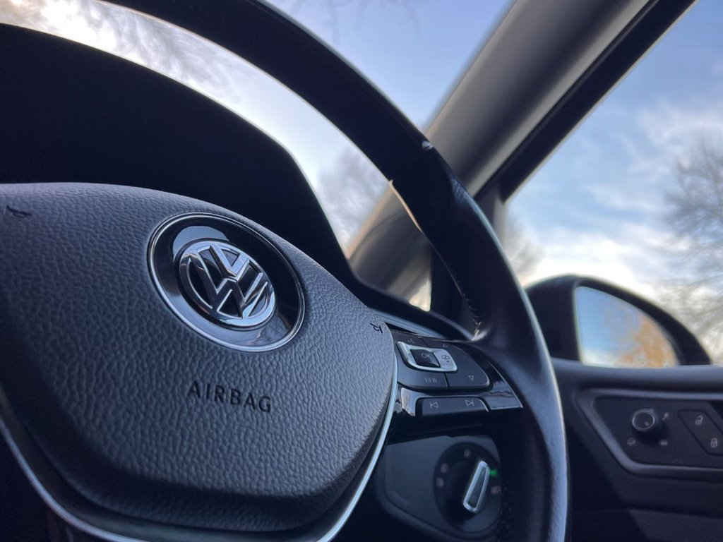 Used Volkswagen Golf 2019 for sale - 76867419: Photo 26