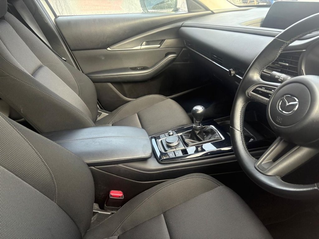 Used Mazda CX-30 2023 for sale - 76867648: Photo 3