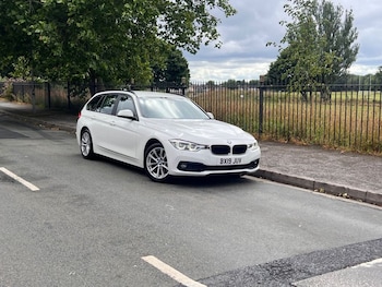 Used BMW 3 Series 2019 for sale - 77620914: Photo