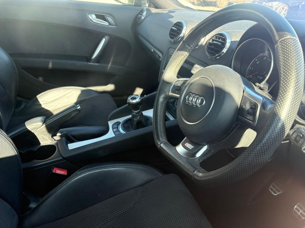 Used Audi TT 2012 for sale - 77748059: Photo 2