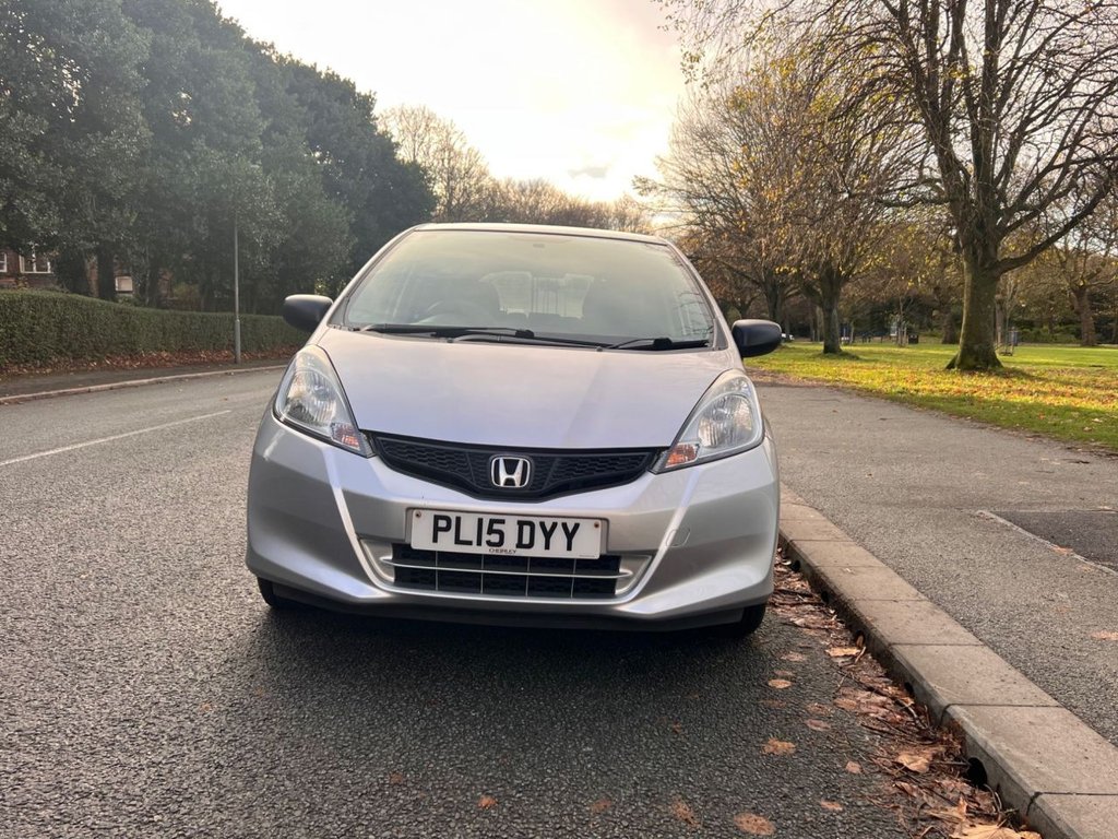 Used Honda Jazz 2015 for sale - 76631899: Photo 10