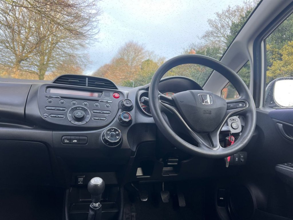 Used Honda Jazz 2015 for sale - 76631899: Photo 18