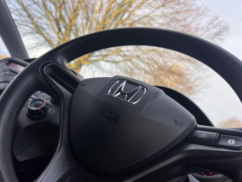 Used Honda Jazz 2015 for sale - 76631899: Photo 20