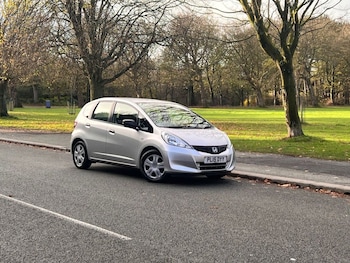 Used Honda Jazz 2015 for sale - 76631899: Photo