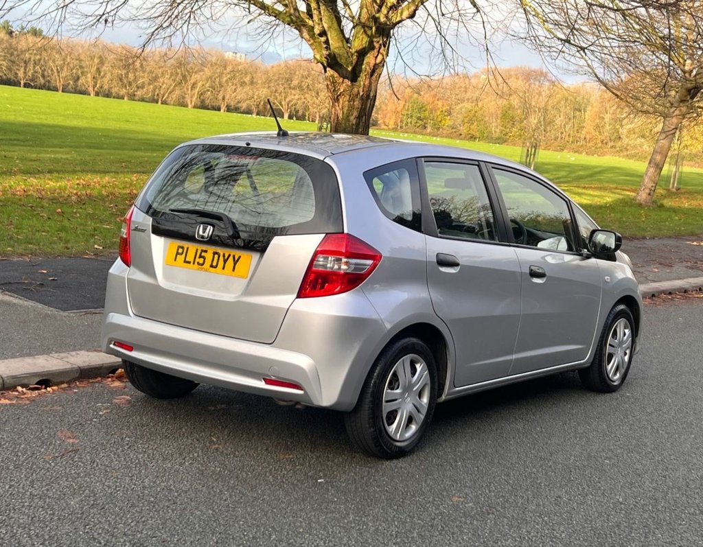 Used Honda Jazz 2015 for sale - 76631899: Photo 6