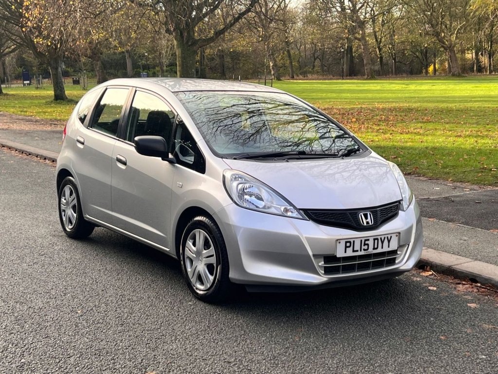 Used Honda Jazz 2015 for sale - 76631899: Photo 7