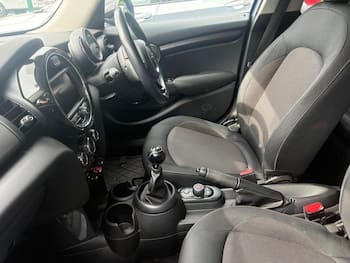 Used MINI Hatch 2018 for sale - 79777555: Photo