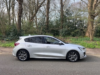 Used Ford Focus 2023 for sale - 77952680: Photo