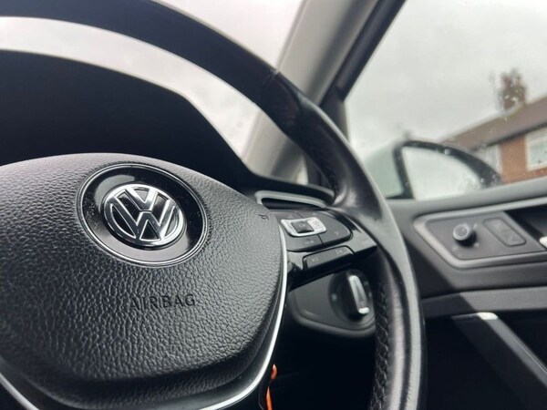 Used Volkswagen Golf 2018 for sale - 76105451: Photo 23