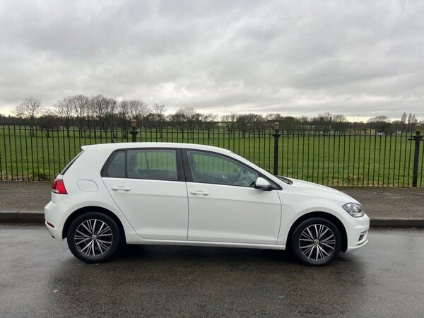Used Volkswagen Golf 2018 for sale - 76105451: Photo 5