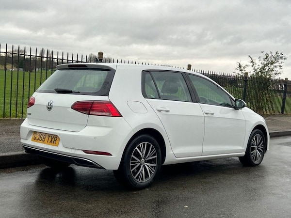 Used Volkswagen Golf 2018 for sale - 76105451: Photo 6