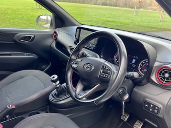 Used Hyundai i10 2020 for sale - 77384219: Photo