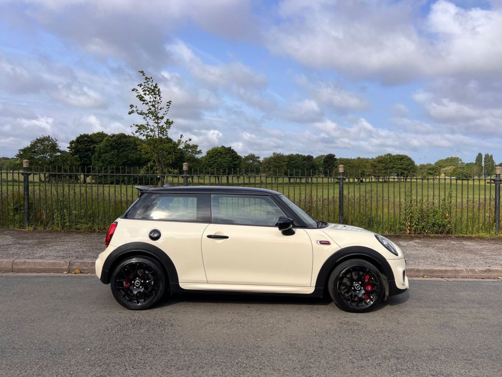 Used MINI Hatch 2020 for sale - 76617361: Photo 5
