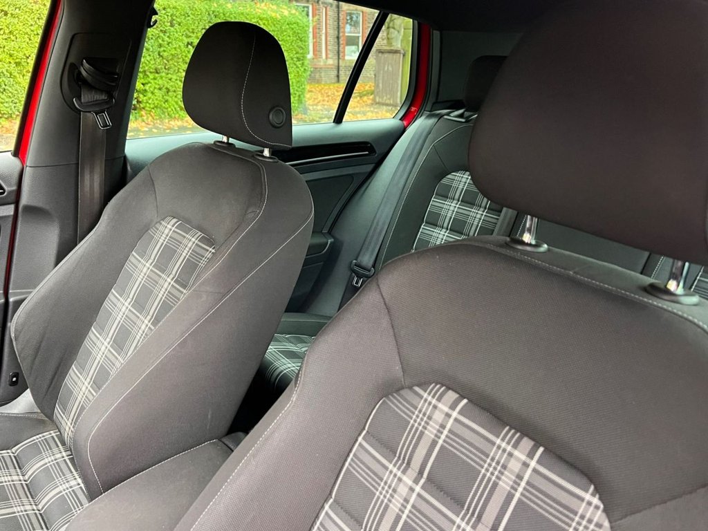 Used Volkswagen Golf 2014 for sale - 76520564: Photo 12