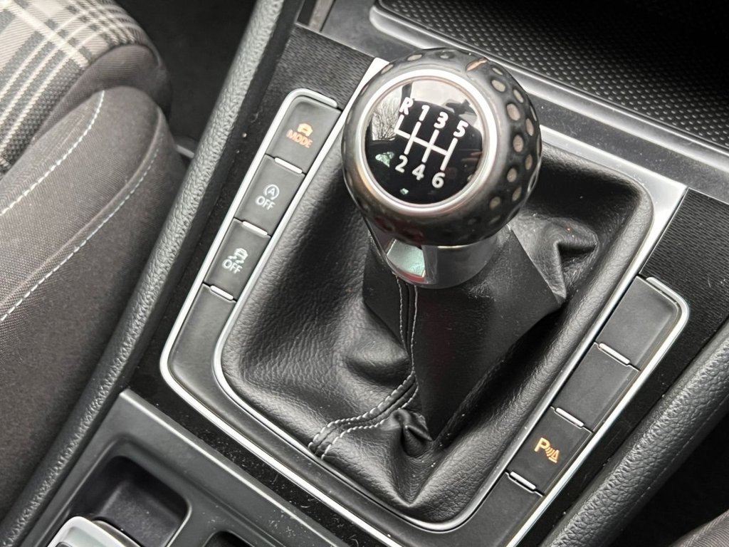 Used Volkswagen Golf 2014 for sale - 76520564: Photo 18