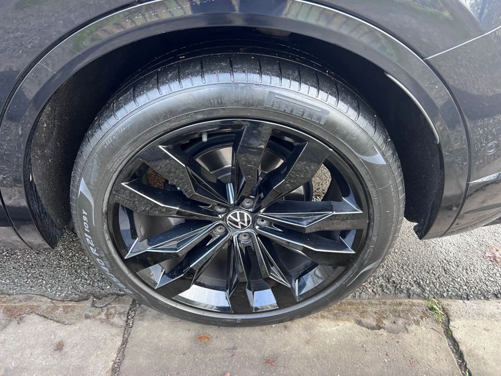 Used Volkswagen Touareg 2023 for sale - 77027535: Photo 18