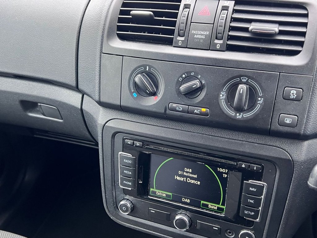 Used Skoda Fabia 2014 for sale - 77835371: Photo 17