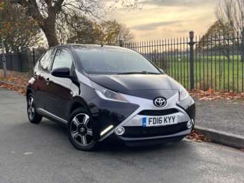 2016 (16) - 1.0 VVT-i x-clusiv Hatchback 5dr Petrol Manual Euro 5 Euro 5 (68 ps)
