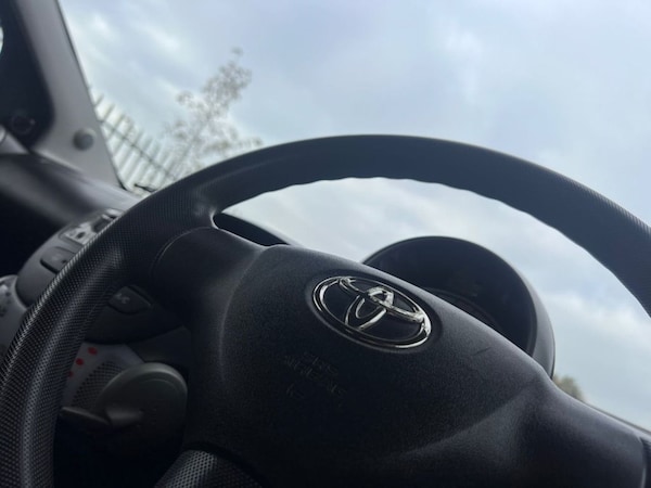 Used Toyota AYGO 2011 for sale - 76291132: Photo 18