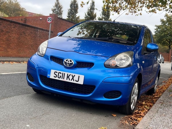 Used Toyota AYGO 2011 for sale - 76291132: Photo 3