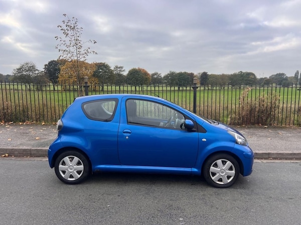 Used Toyota AYGO 2011 for sale - 76291132: Photo 5