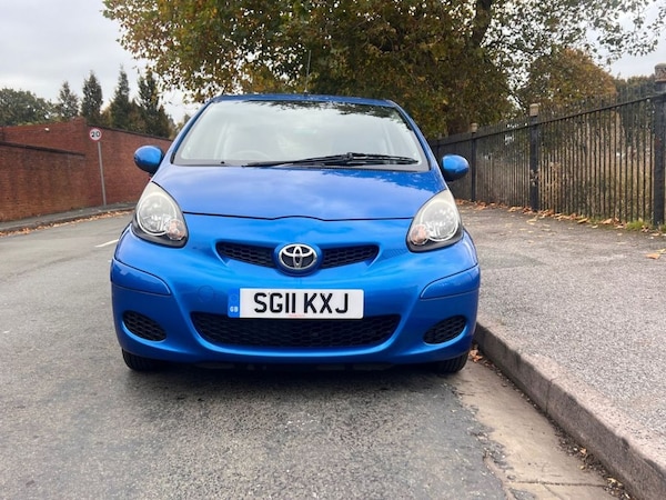 Used Toyota AYGO 2011 for sale - 76291132: Photo 8