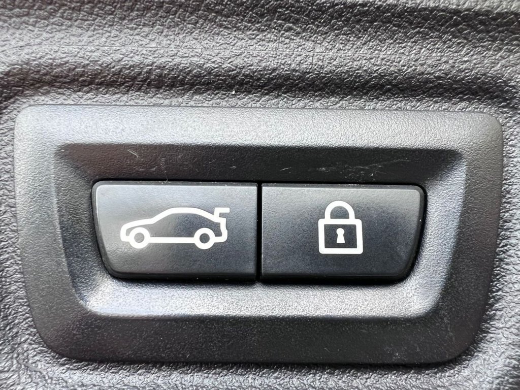 Used BMW 3 Series 2019 for sale - 78056282: Photo 30