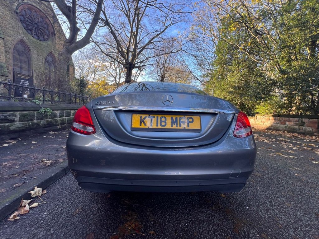 Used Mercedes-Benz C Class 2018 for sale - 77065144: Photo 9