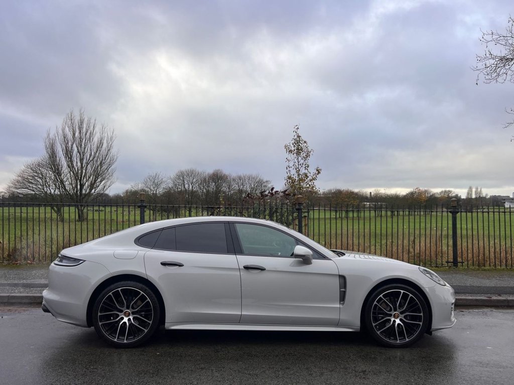 Used Porsche Panamera 2023 for sale - 76855224: Photo 5