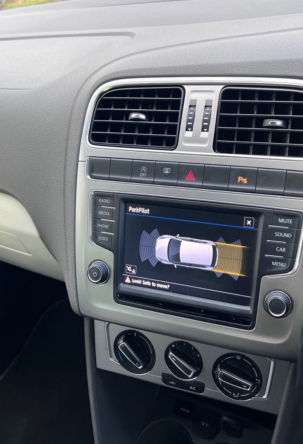 Used Volkswagen Polo 2017 for sale - 77262944: Photo 20