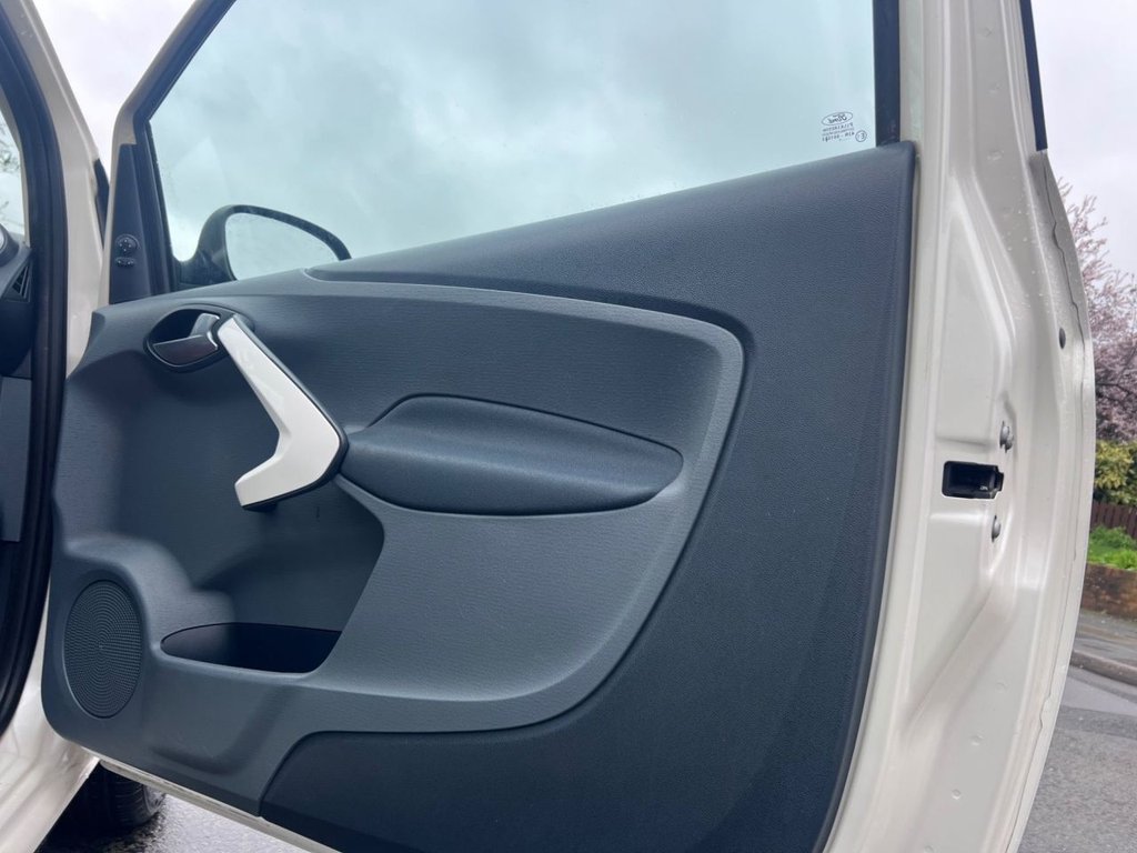 Used Ford Ka 2012 for sale - 77792252: Photo 18