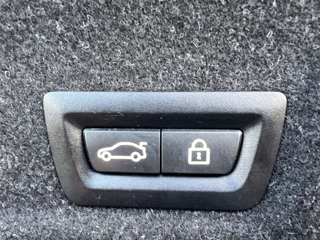 Used BMW 3 Series 2019 for sale - 78110526: Photo 24