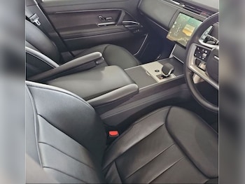 Used Land Rover Range Rover 2024 for sale - 76178484: Photo 2