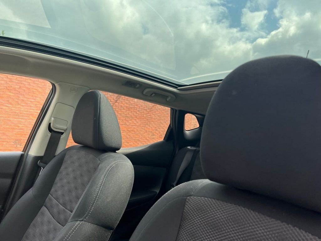 Used Nissan Qashqai 2015 for sale - 77805972: Photo 11