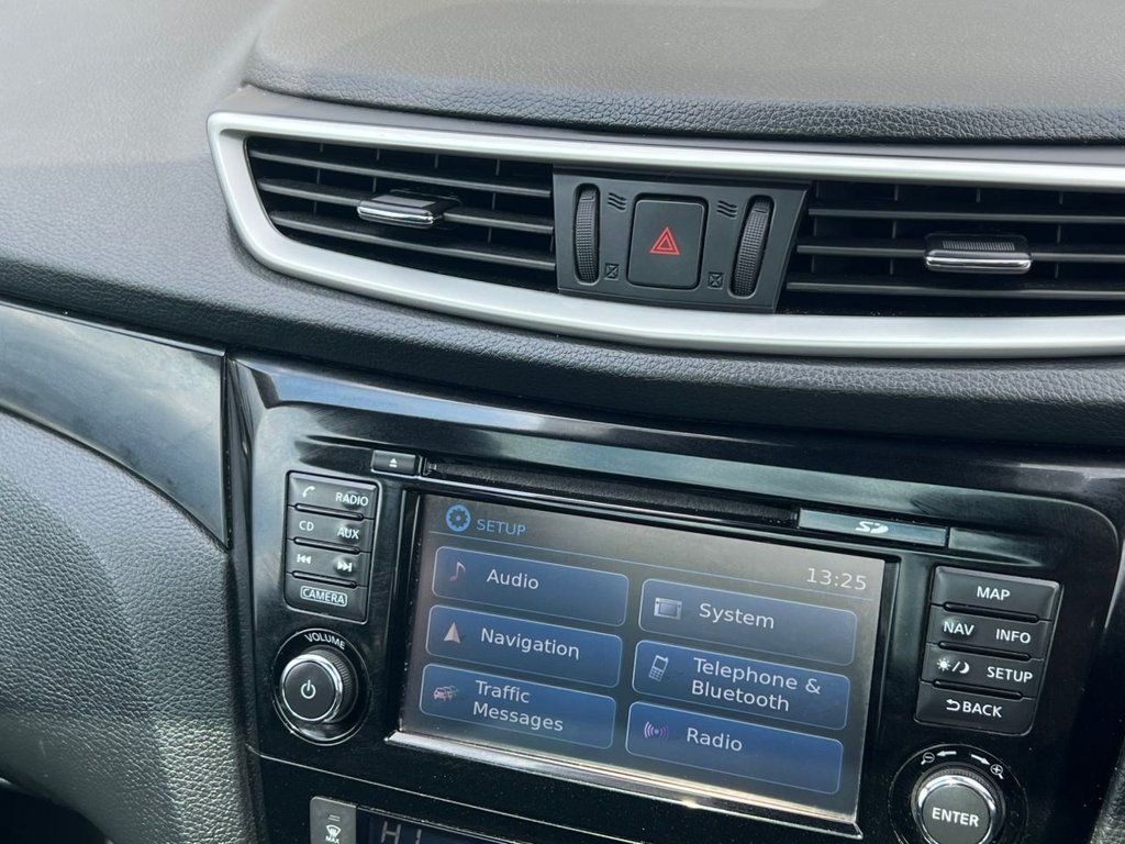 Used Nissan Qashqai 2015 for sale - 77805972: Photo 15