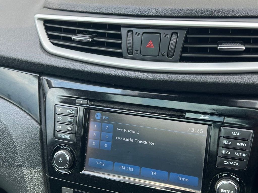 Used Nissan Qashqai 2015 for sale - 77805972: Photo 16