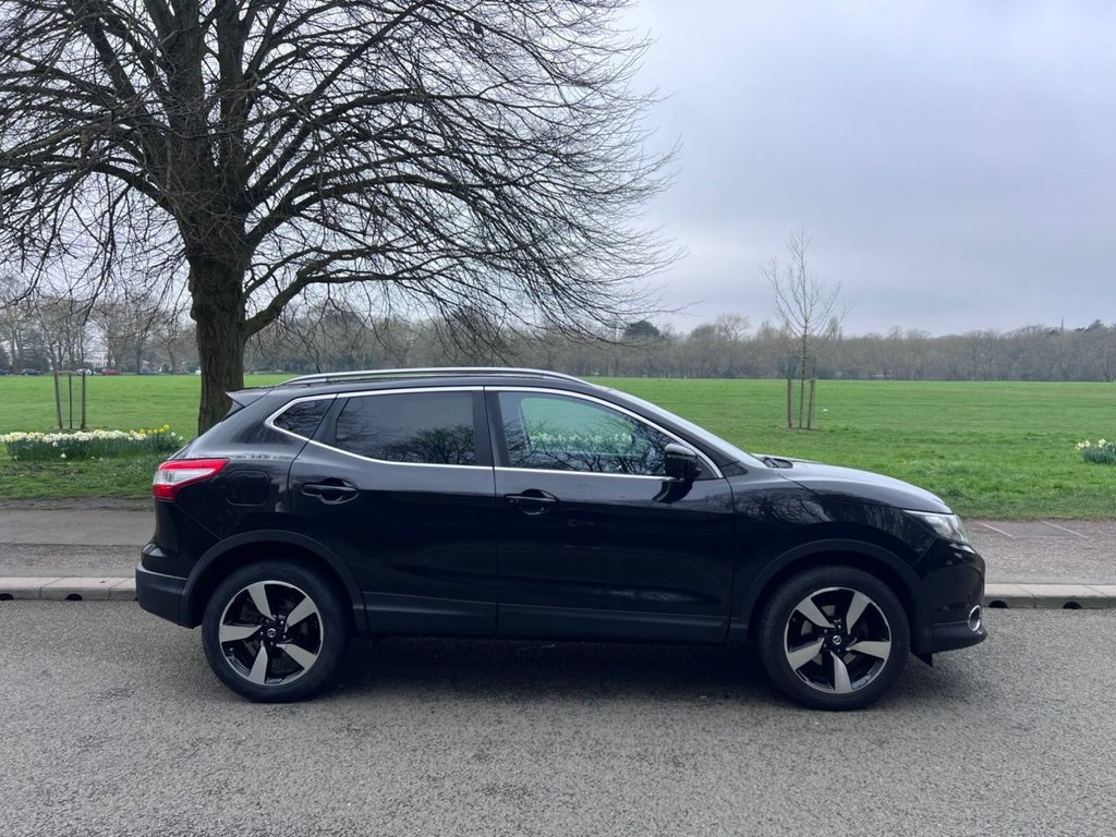 Used Nissan Qashqai 2015 for sale - 77805972: Photo 5