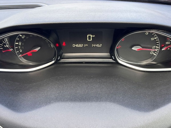 Used Peugeot 308 2017 for sale - 76057044: Photo 24