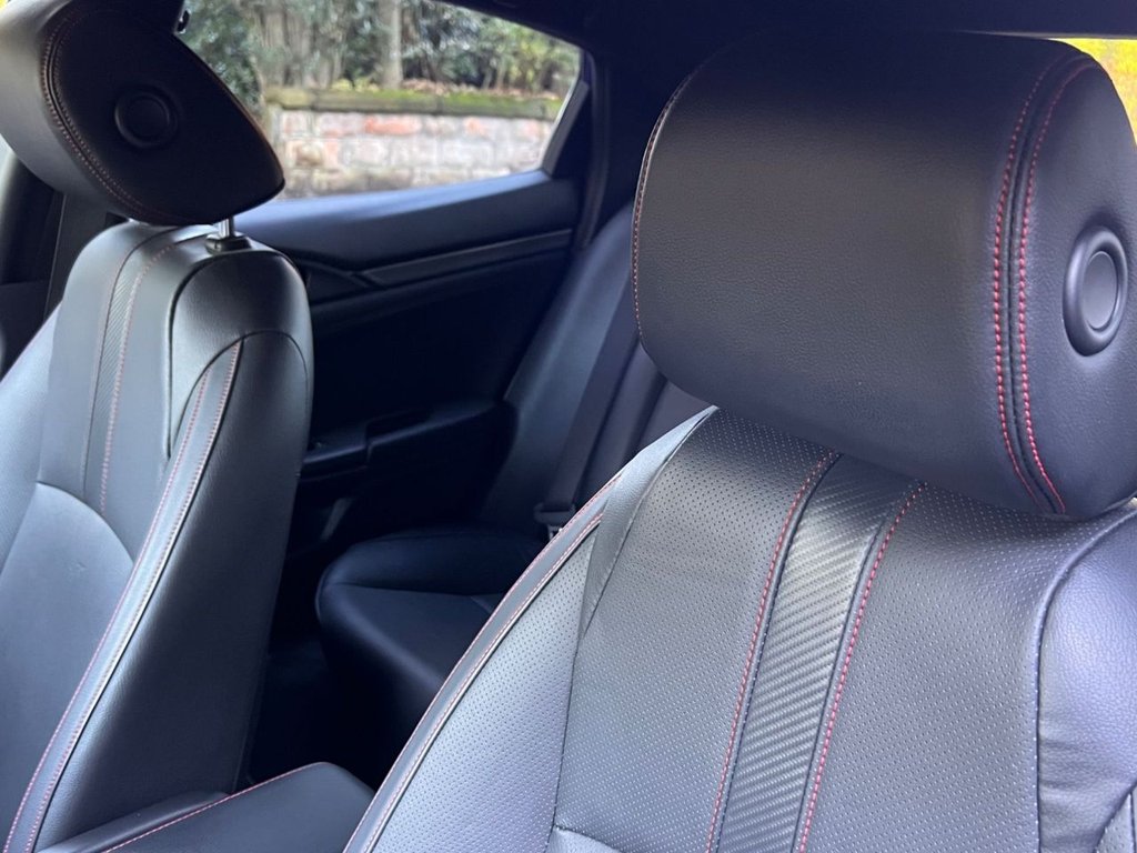 Used Honda Civic 2019 for sale - 76698240: Photo 10