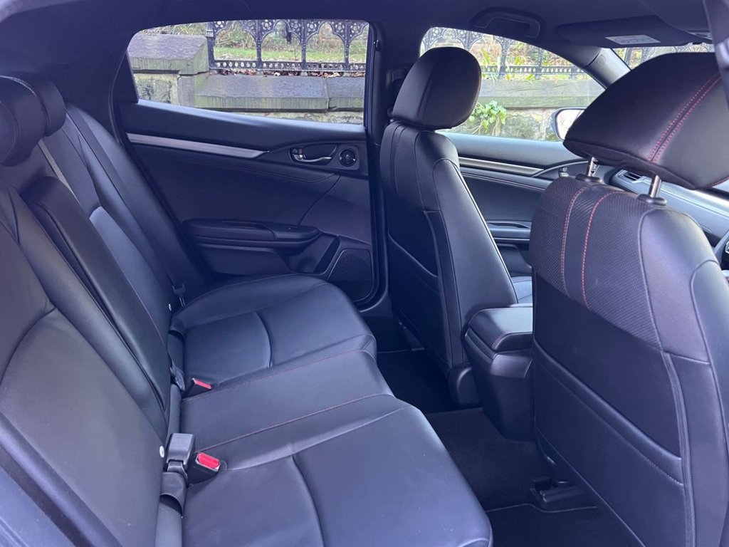 Used Honda Civic 2019 for sale - 76698240: Photo 11