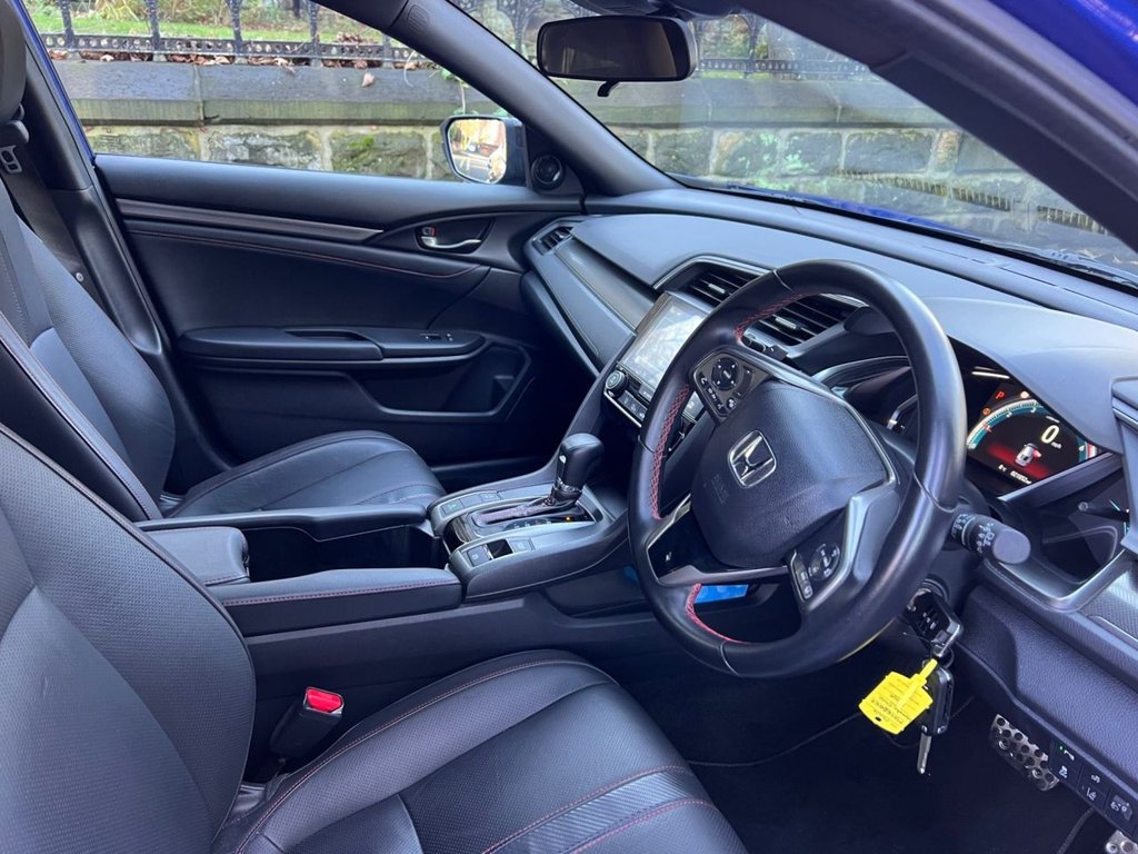 Used Honda Civic 2019 for sale - 76698240: Photo 2