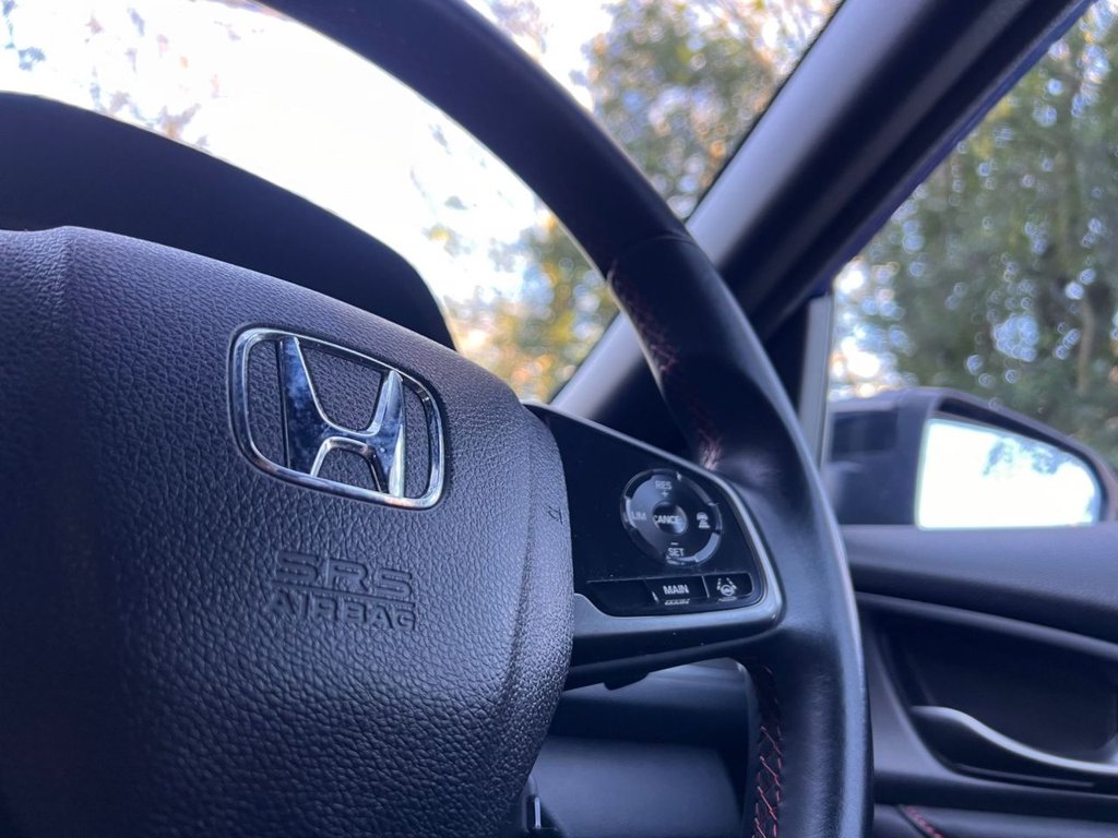 Used Honda Civic 2019 for sale - 76698240: Photo 28