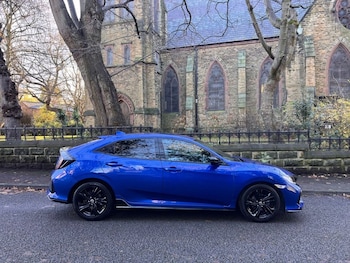 Used Honda Civic 2019 for sale - 76698240: Photo