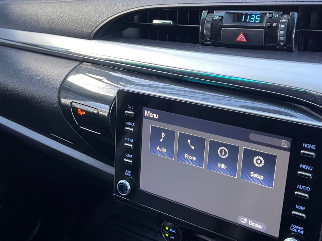 Used Toyota Hilux 2022 for sale - 76934639: Photo 17