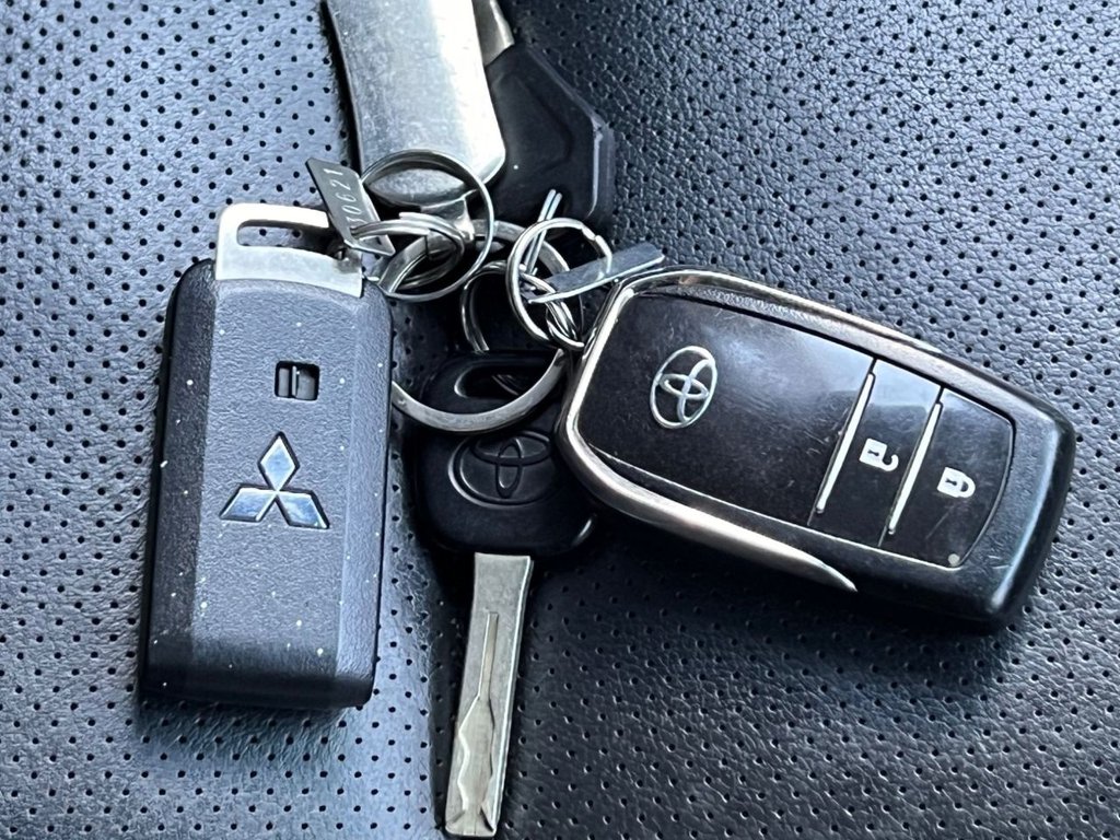 Used Toyota Hilux 2022 for sale - 76934639: Photo 27