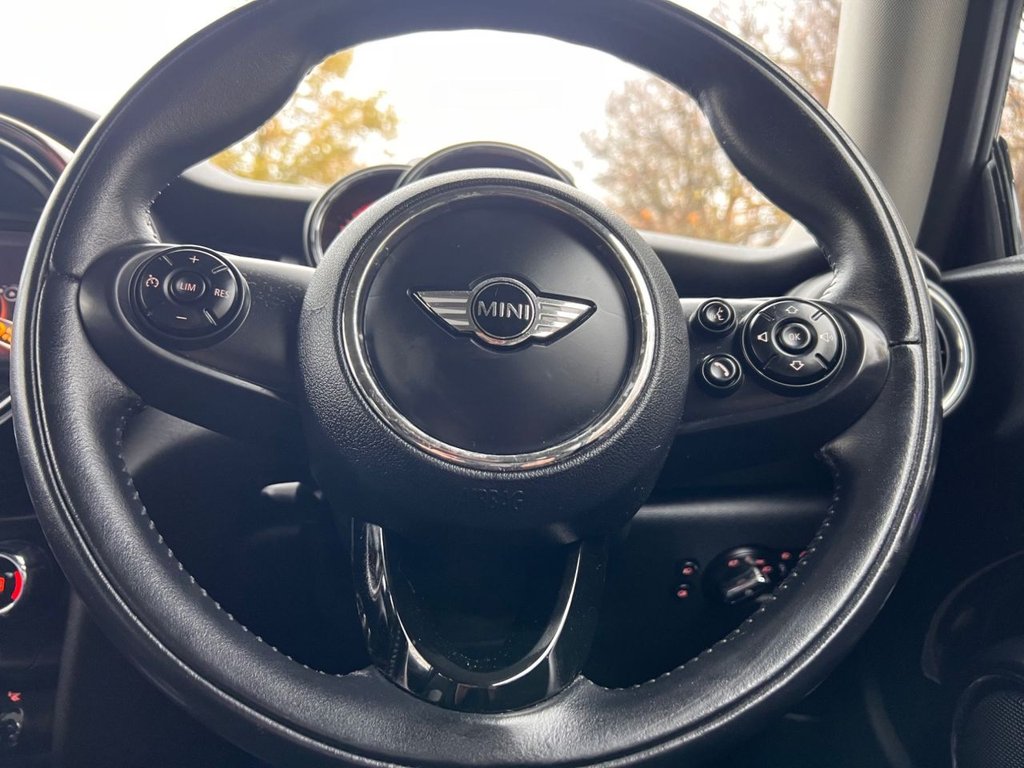 Used MINI Hatch 2014 for sale - 76535409: Photo 24