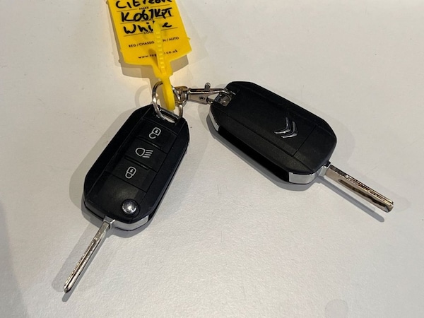 Used Citroen C3 2018 for sale - 76235952: Photo 24